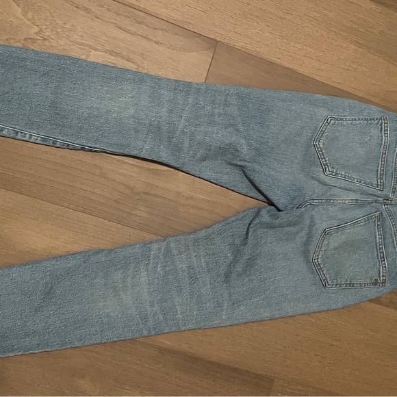 Madewell Light Blue Distressed Jeans - Picture 4 of 5